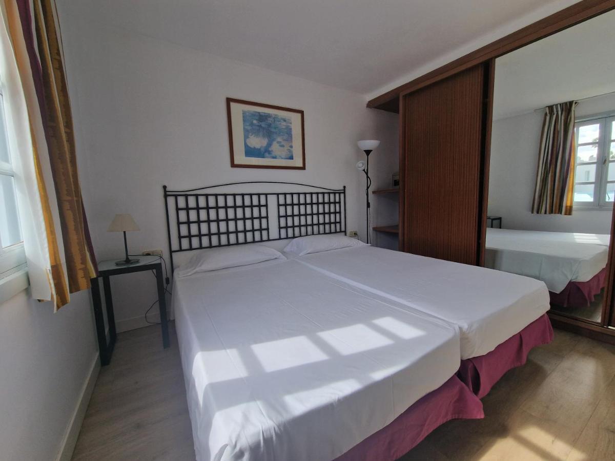 קורלחו Fuentepark Apartments מראה חיצוני תמונה