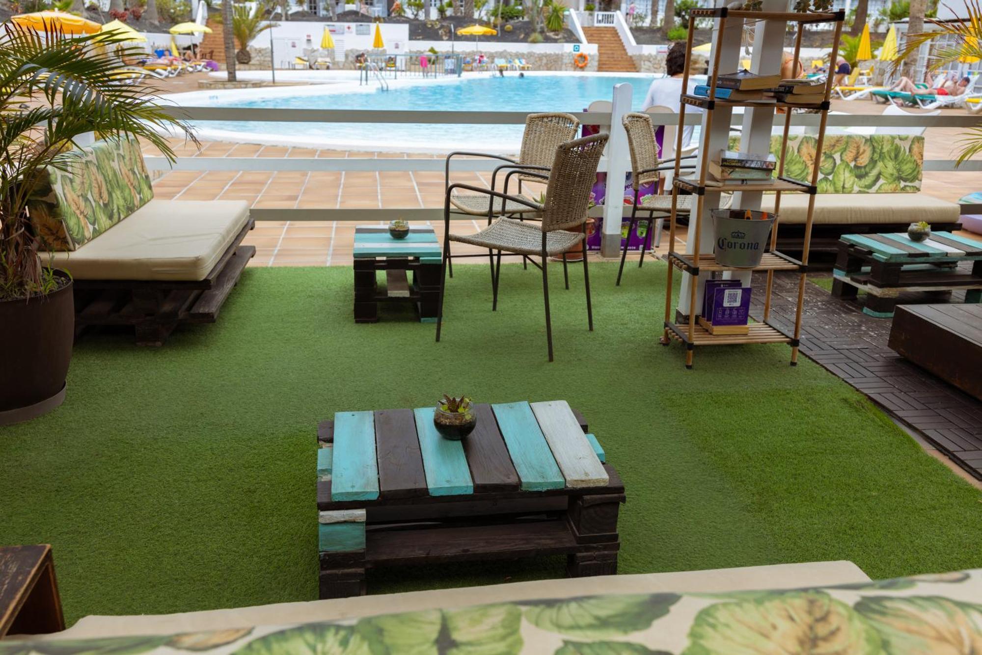 קורלחו Fuentepark Apartments מראה חיצוני תמונה