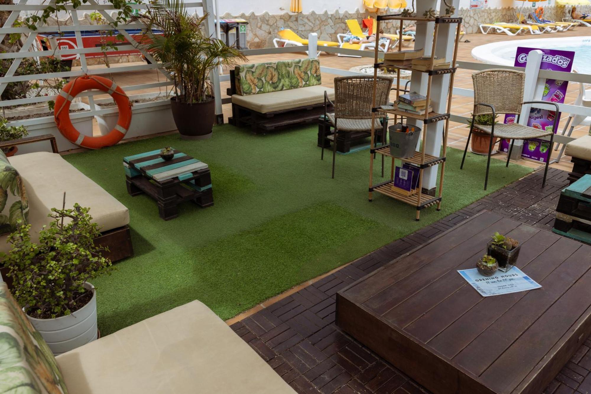 קורלחו Fuentepark Apartments מראה חיצוני תמונה